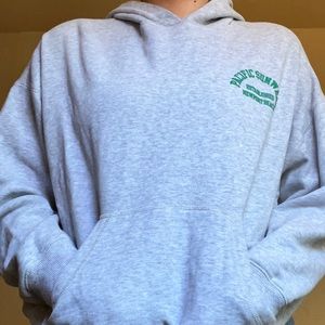 grey pacsun hoodie with green detailing